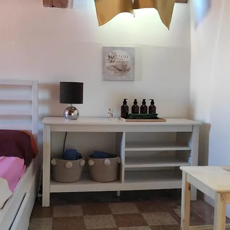 Arco & Iris Pansiyon Livorno